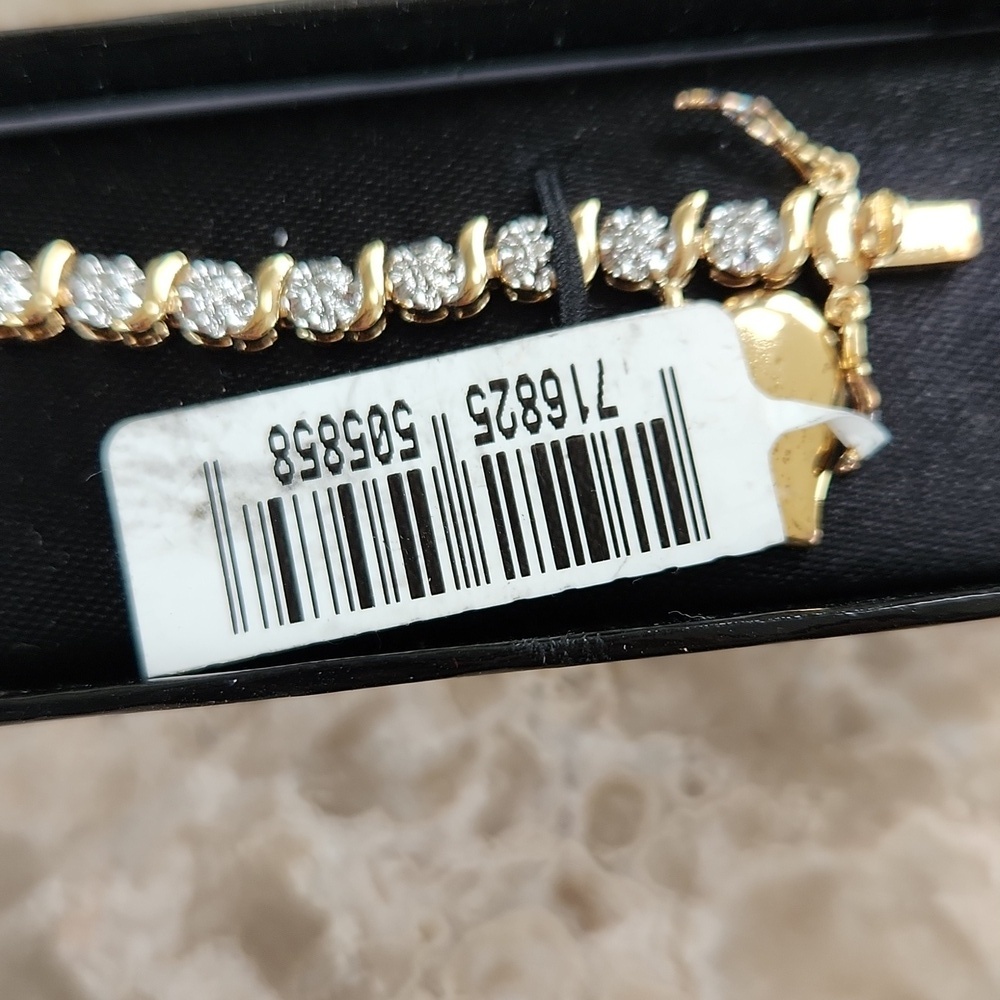 Diamond Accent, 18K Gold Plated Tennis Bracelet, 7.5", NEW - Picture 4 of 5